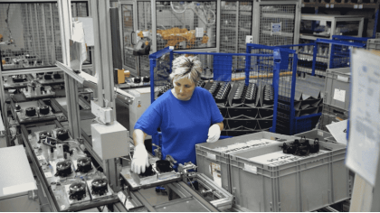 Різноробочий на завод з виготовлення фар до корейських автомобілів